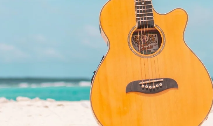 Morning Coffee: 24-year-old bankers with intense hobbies take pay cut. Everyone’s hiring bankers in the desert