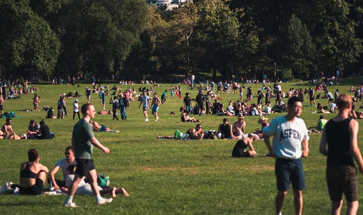 Morning Coffee: 24-year-old bankers on $110k salaries having super-chill summers. The tensions inside Goldman Sachs
