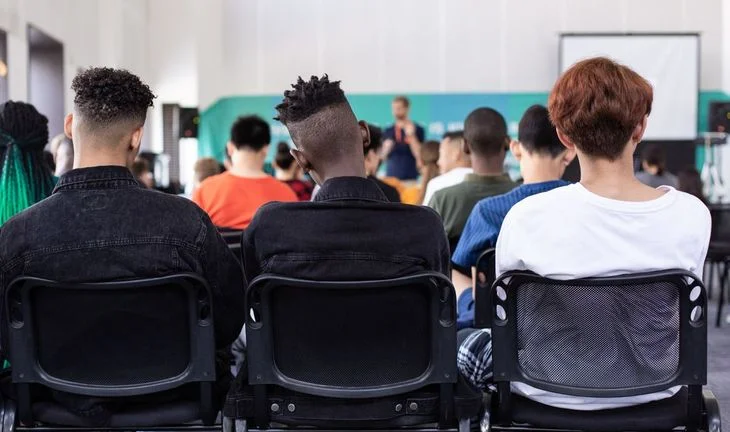 The bank training students without top CVs to become traders
