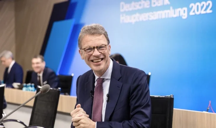 Deutsche Bank traders are tiring as the bank keeps hiring