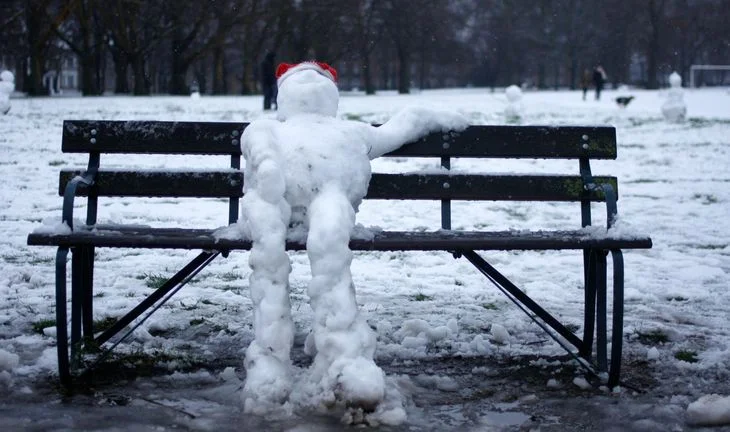 Morning Coffee: Christmas is cancelled for London investment bankers. Hedge fund managers give up on sweet treats